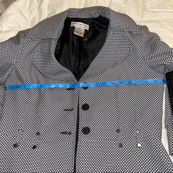 Allyson Cara business suit jacket well made lined worn only few times like new 8 - Picture 6 of 6